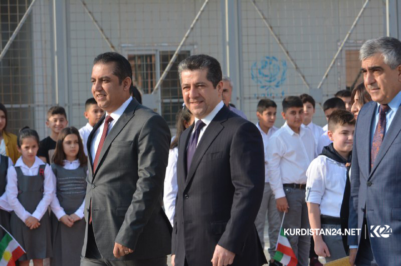 سەرۆکی حکوومەت زەنگی ساڵی نوێی خوێندنی لێدا